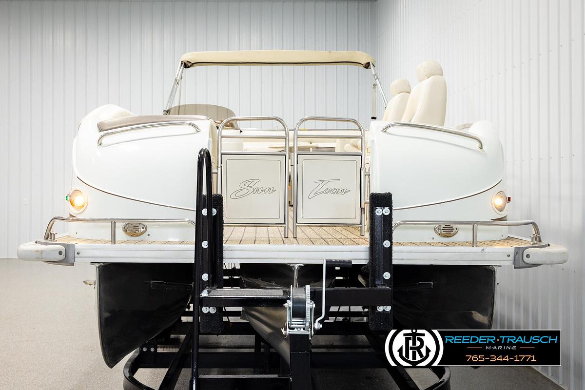 Used 2006 JC Suntoon 23TT