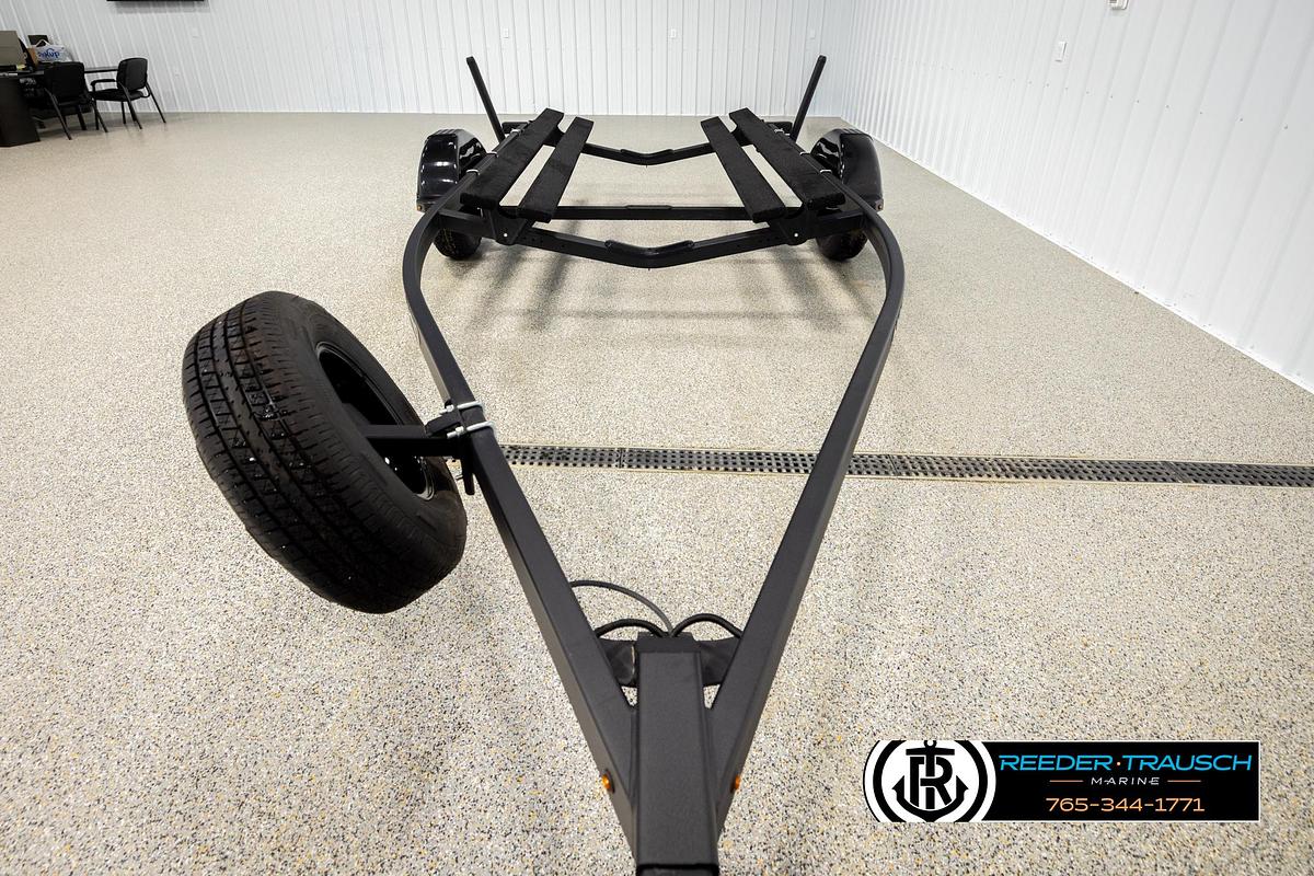 2025 Shore Land'r LUV30BELWSS8