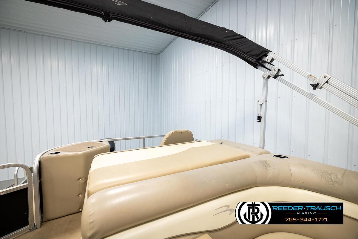 Used 2011 Bennington 22 SFI