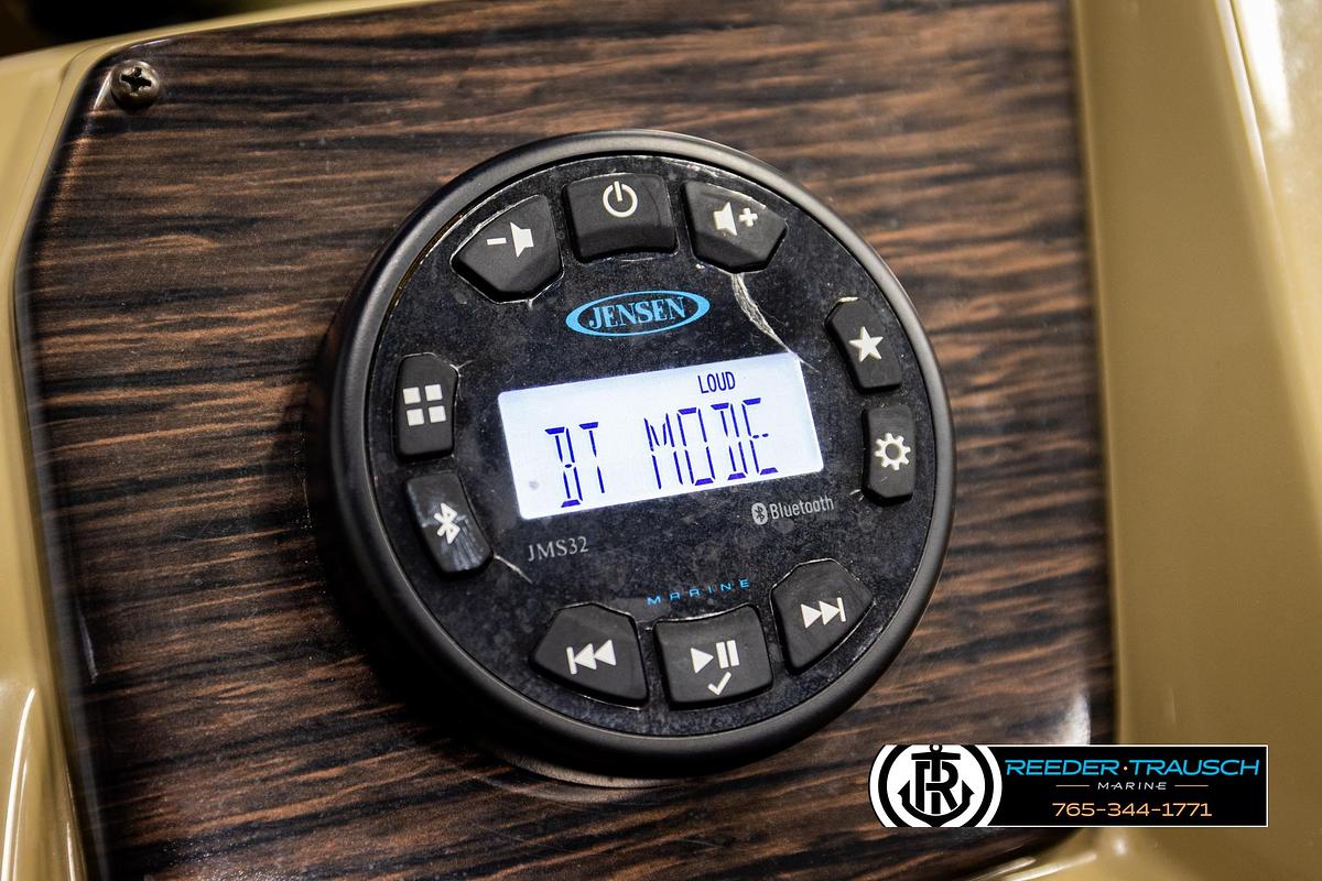 Used 2022 SunChaser 20 Geneva CRS