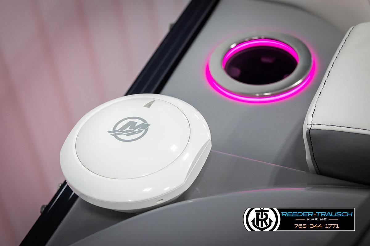 2025 Avalon Excalibur LTD QLW