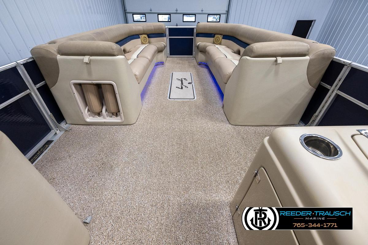 Used 2012 Cypress Cay 250 Cozumel