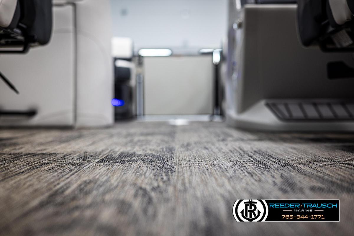 2025 Avalon Catalina QL