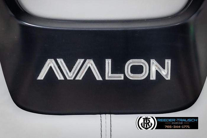2025 Avalon Excalibur VRBW