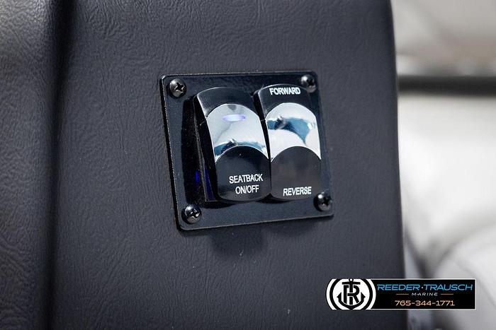 2025 Avalon Excalibur VRBW