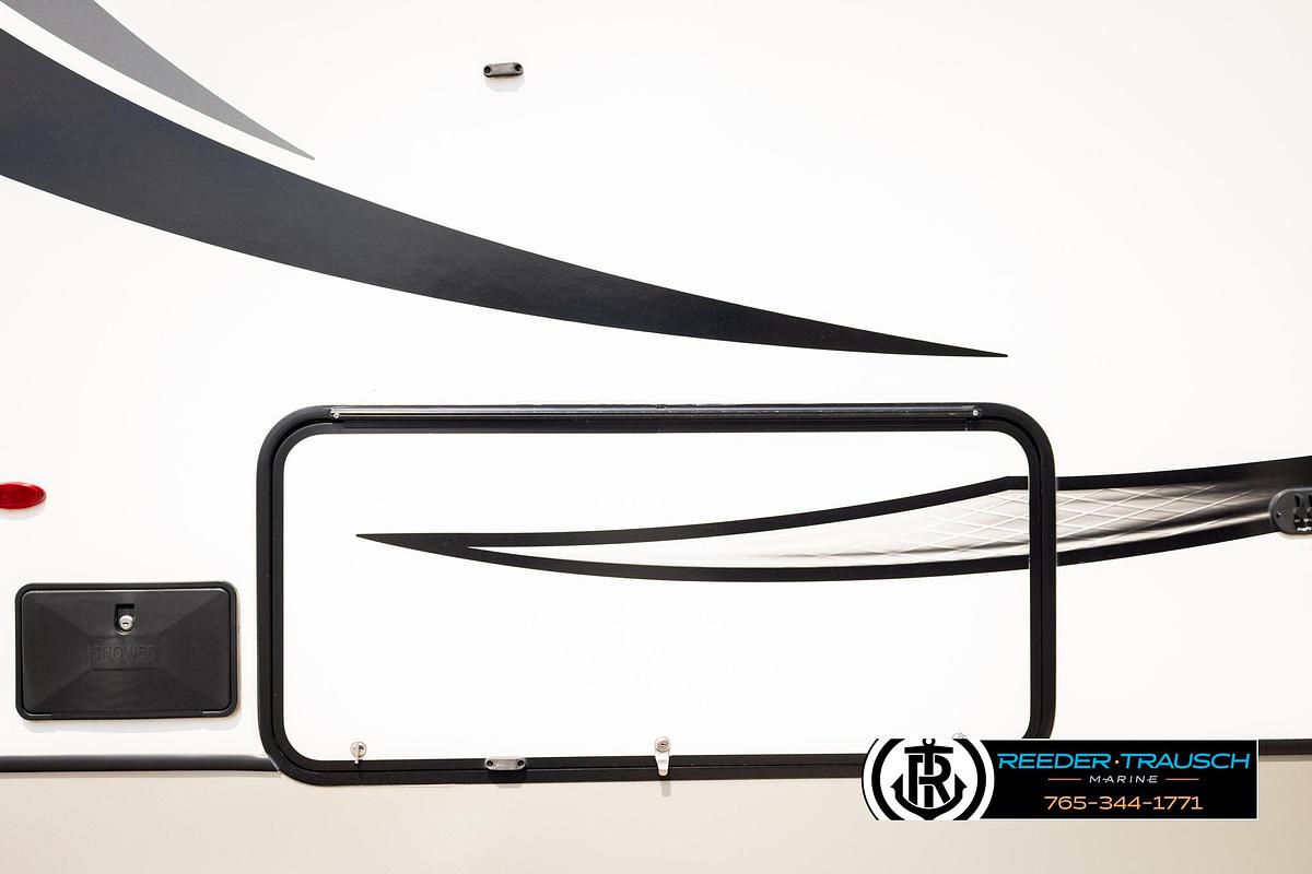 Used 2022 Keystone CG34TSB22