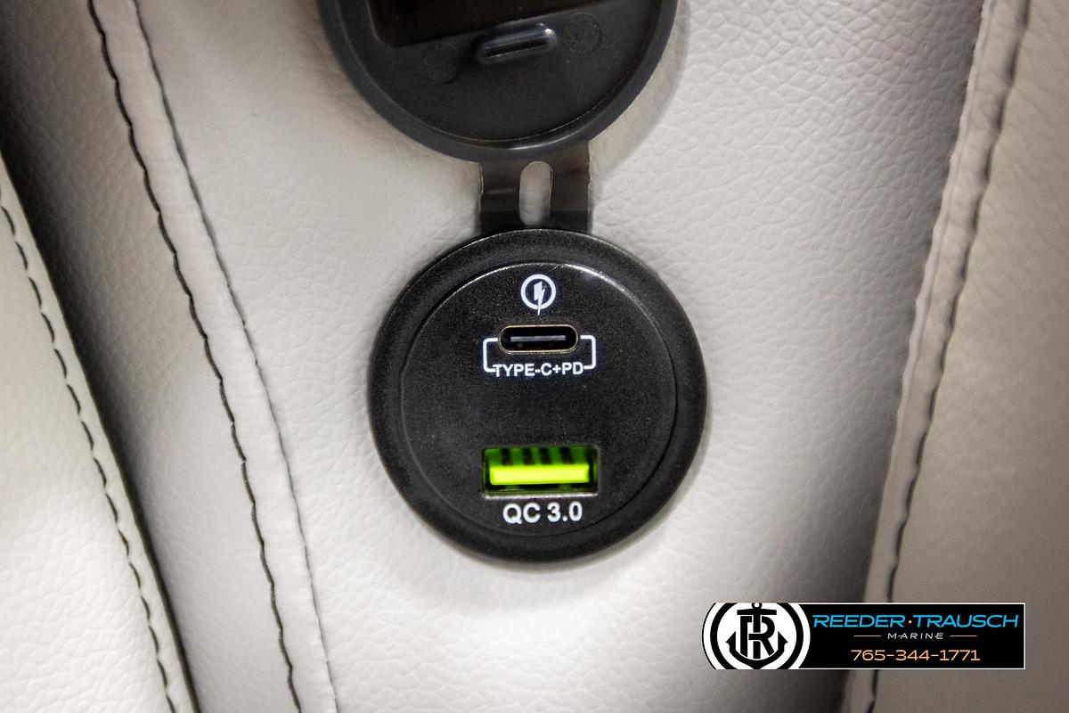 2026 Avalon VEN85 VRB