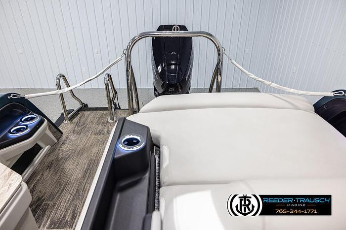 2025 Avalon Excalibur VRBW