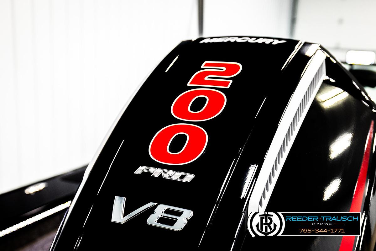 2026 Lund 1975 Pro V Sport