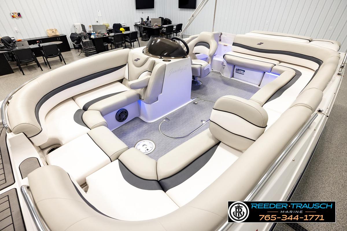 Used 2022 StarCraft Starstep 221