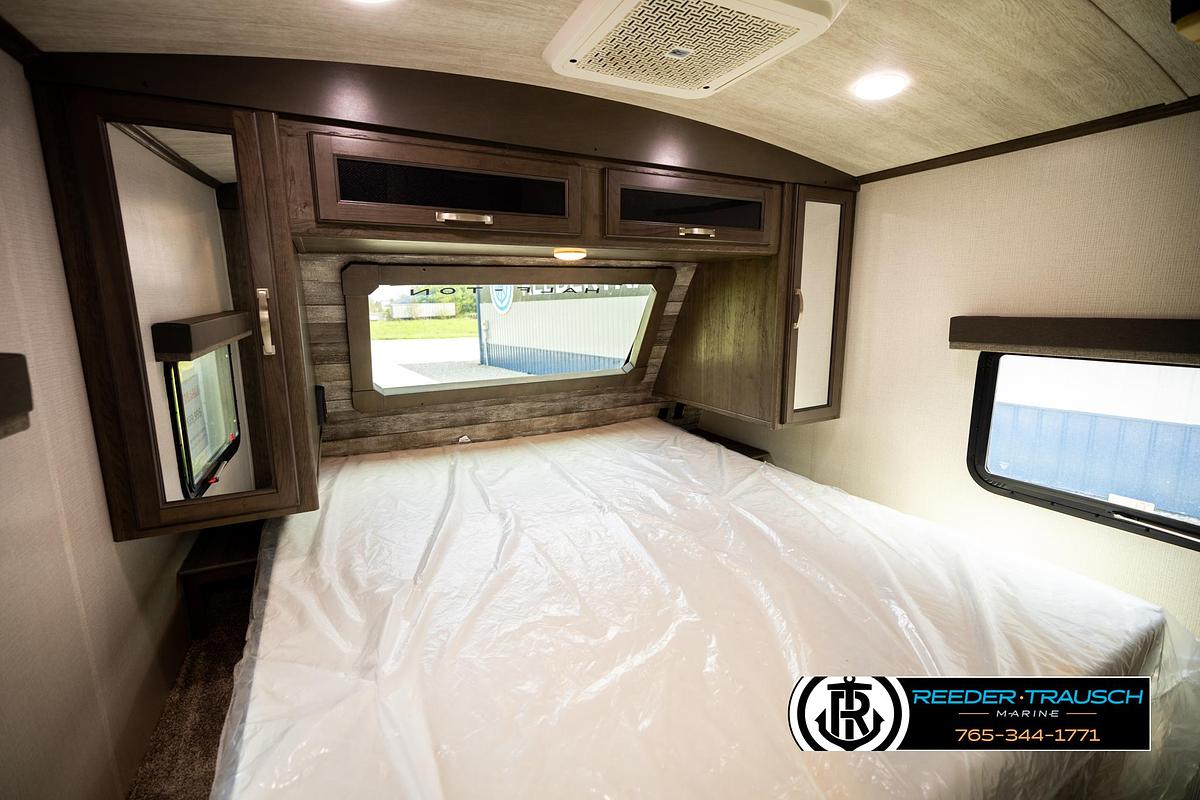 Used 2022 Keystone CG34TSB22