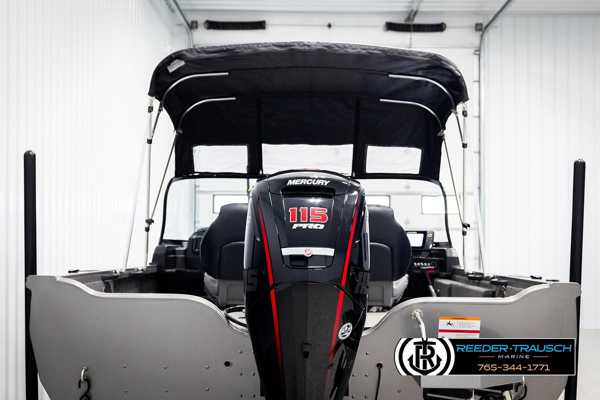 Used 2022 Crestliner 1850 FishHawk