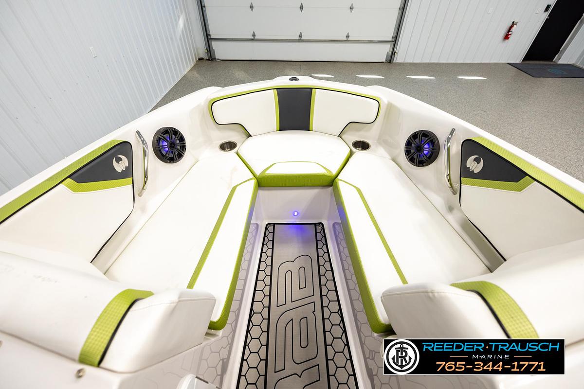 Used 2016 Scarab 195