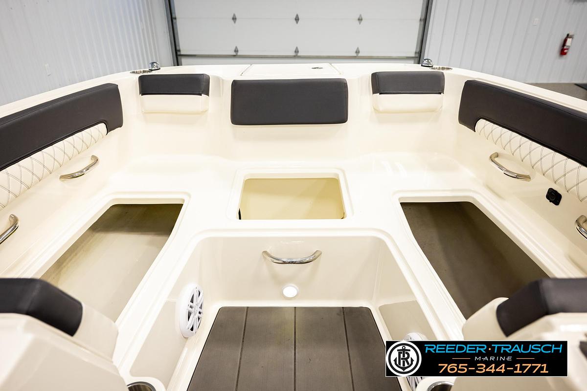 Used 2022 Bayliner DX 2250