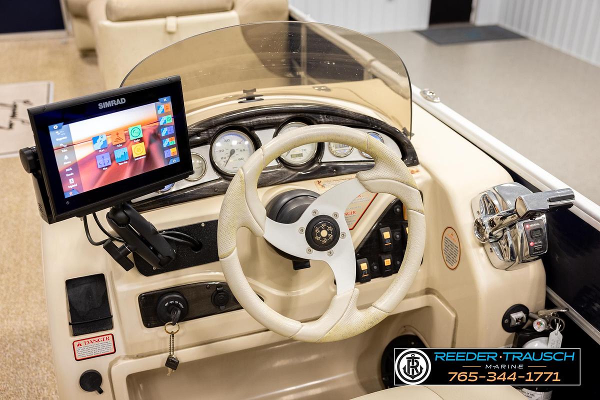Used 2012 Cypress Cay 250 Cozumel