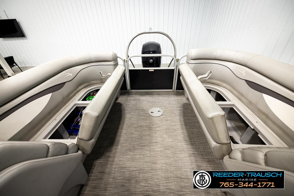 Used 2021 Bennington 22 SVSR