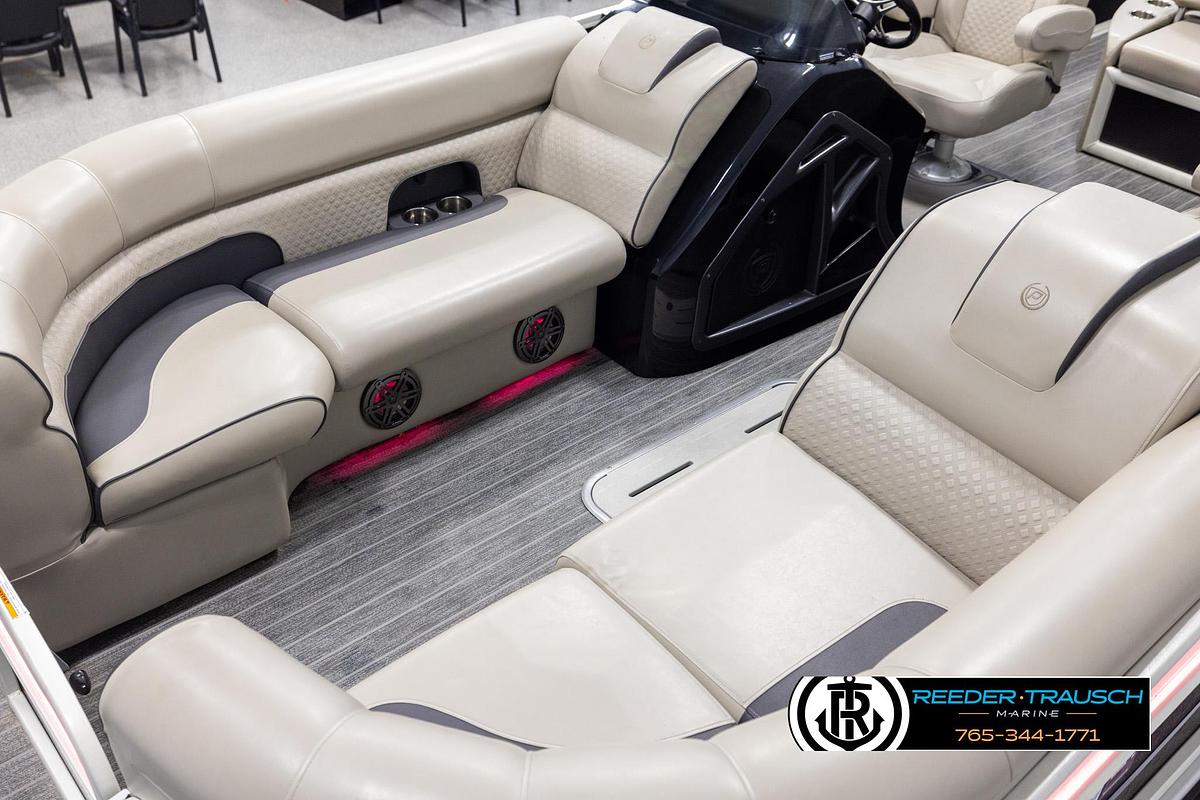 Used 2022 Premier 230 Solaris RL