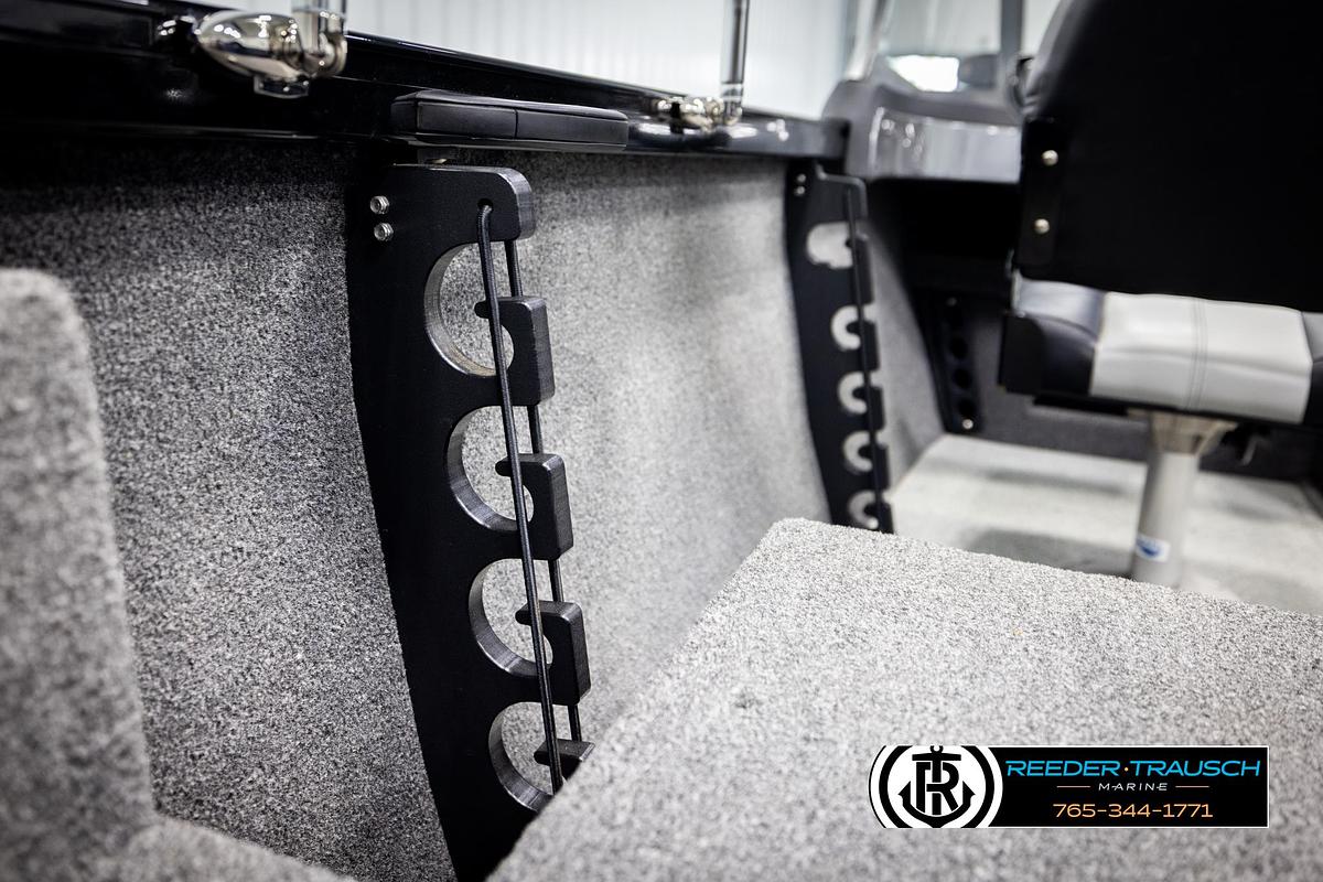 Used 2023 Crestliner 1750 FishHawk