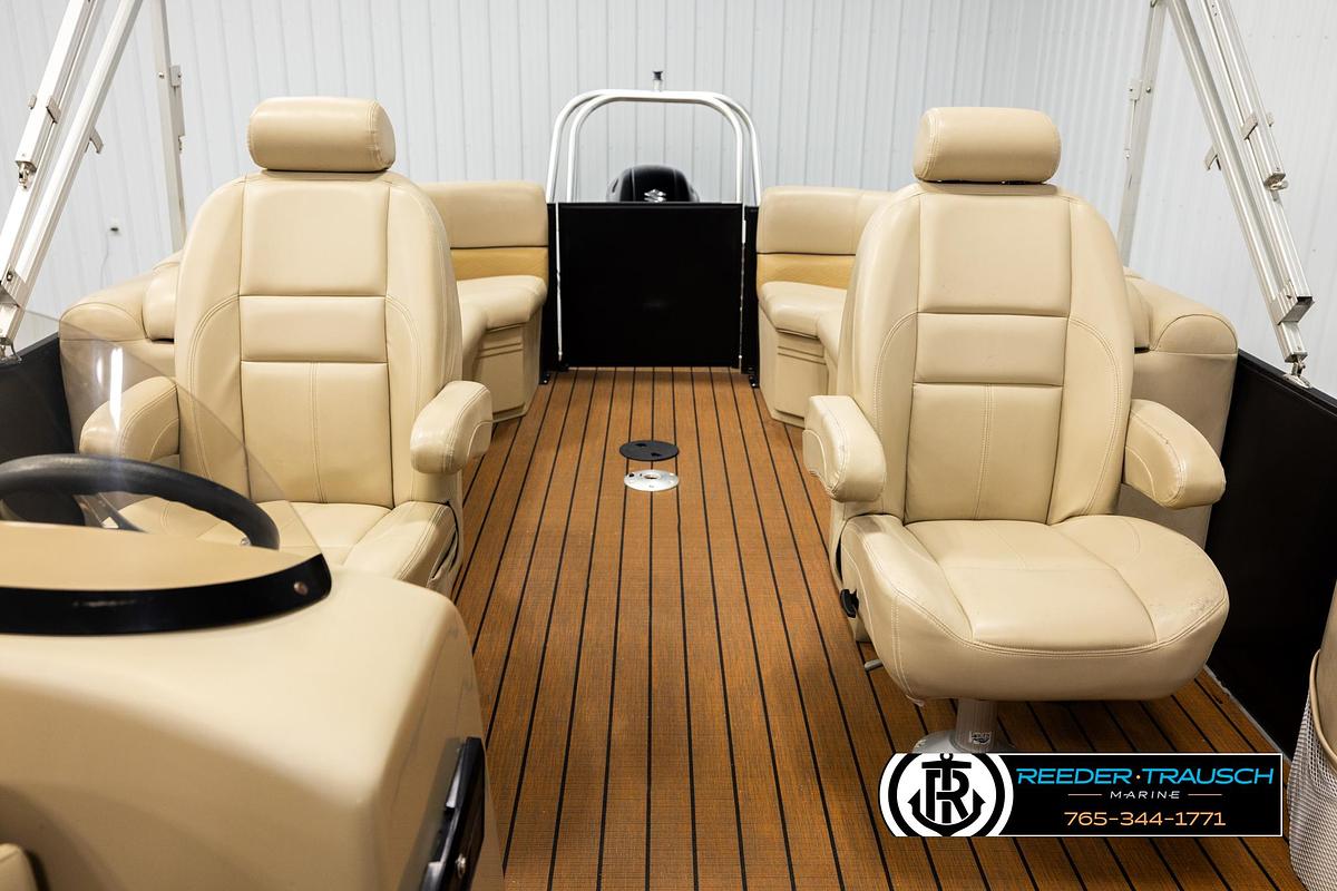 Used 2019 Bentley 243 Navigator