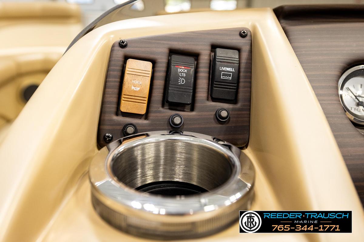Used 2018 Bennington SX RF