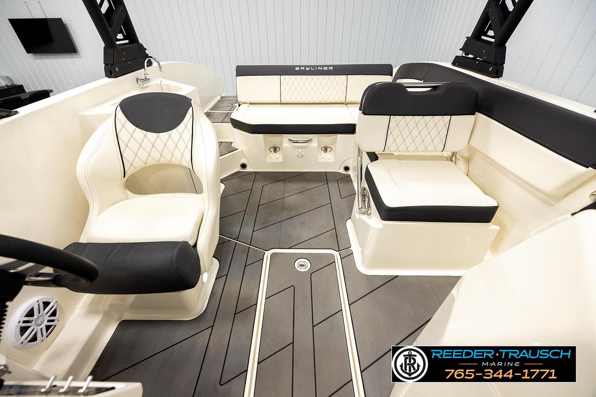 Used 2022 Bayliner DX 2250