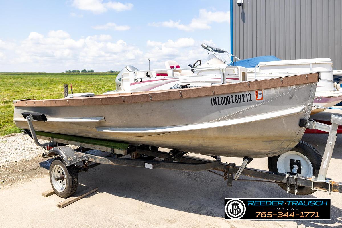 Used 1971 Larson Jon Boat