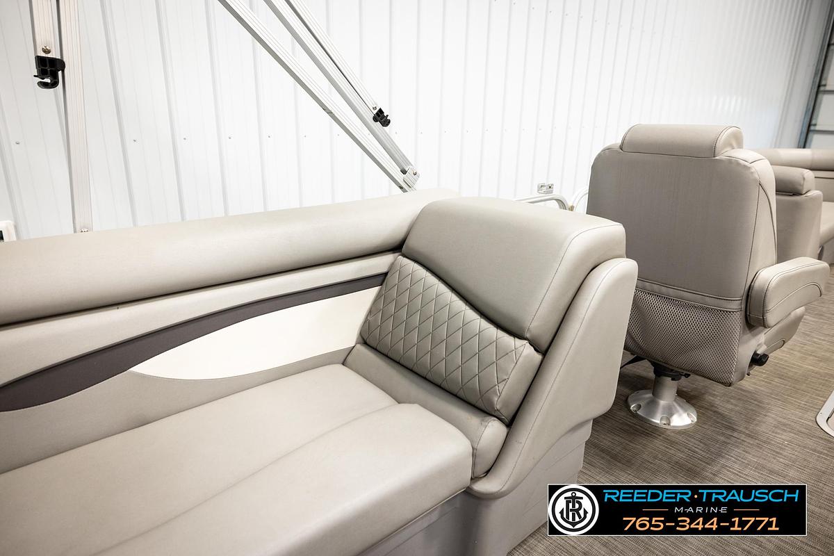 Used 2021 Bennington 22 SVSR