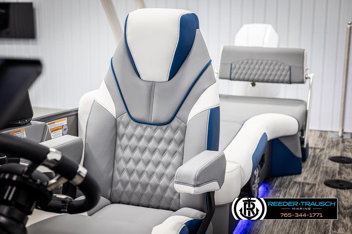 2025 Avalon Excalibur LTD QLW