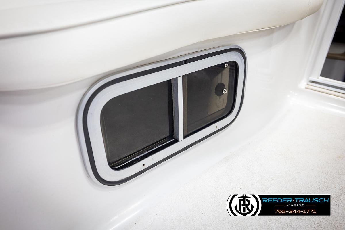 Used 1999 Crownline 242 CR