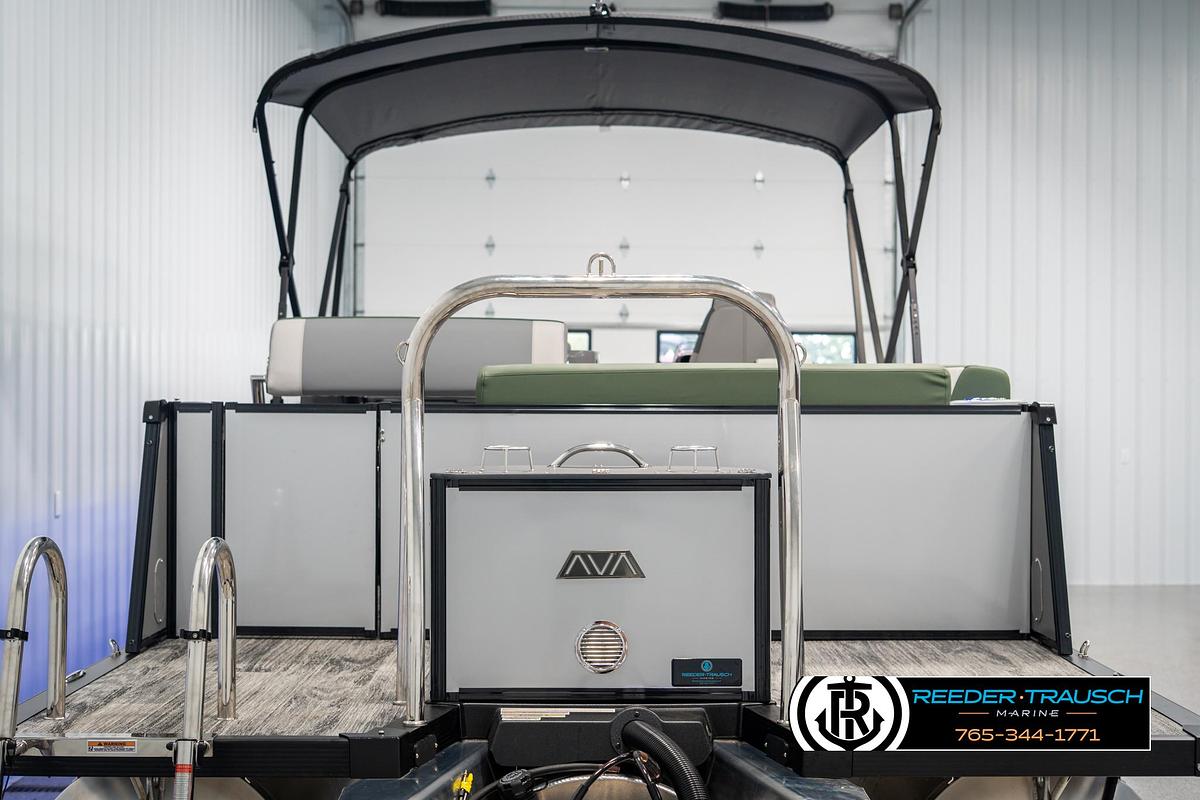 2025 Avalon Catalina Entertainer