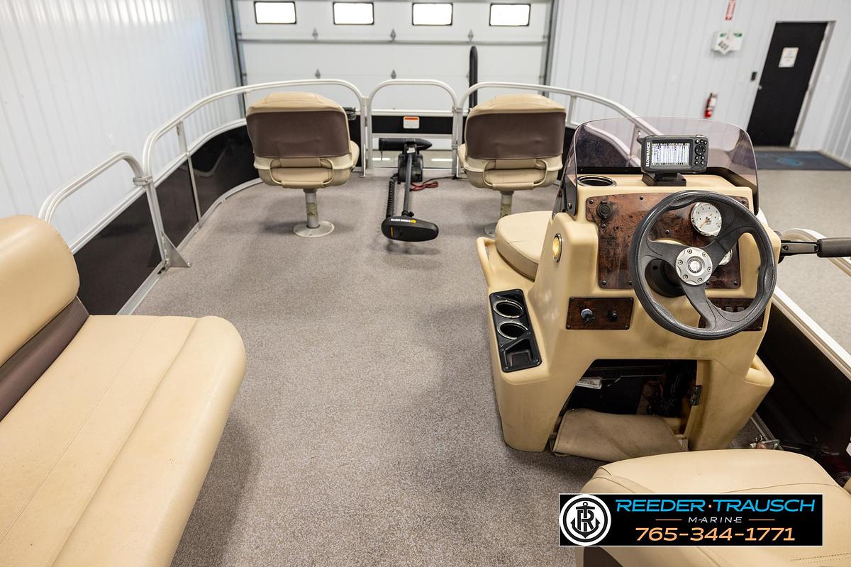 Used 2018 Sun Tracker Bass Buggy 18