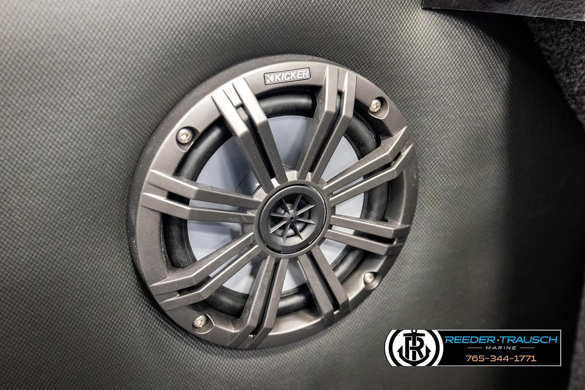 2026 Lund 1975 Pro V Sport