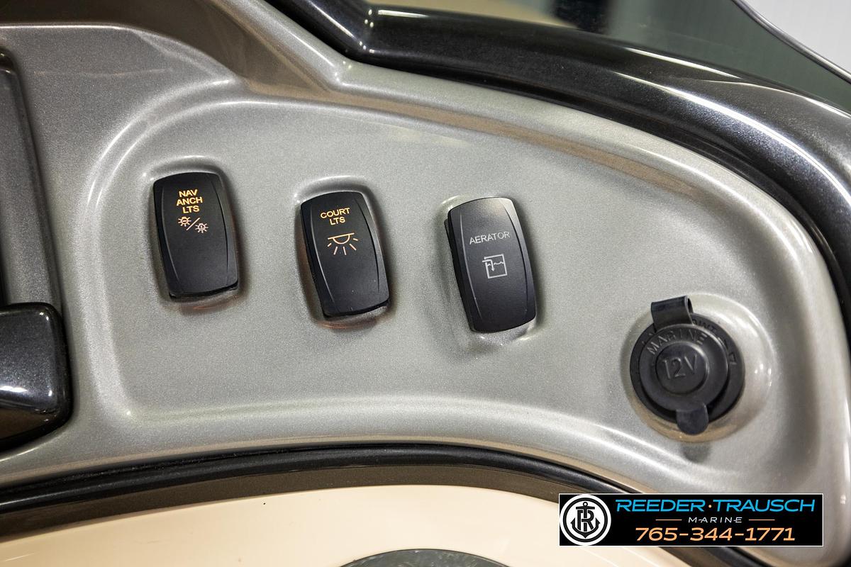 Used 2019 SunTracker 20 DLX