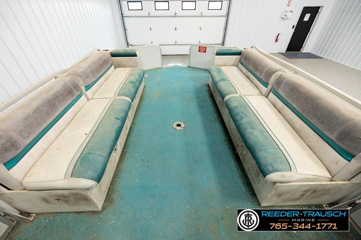 Used 1993 Sun Tracker Party Barge 24