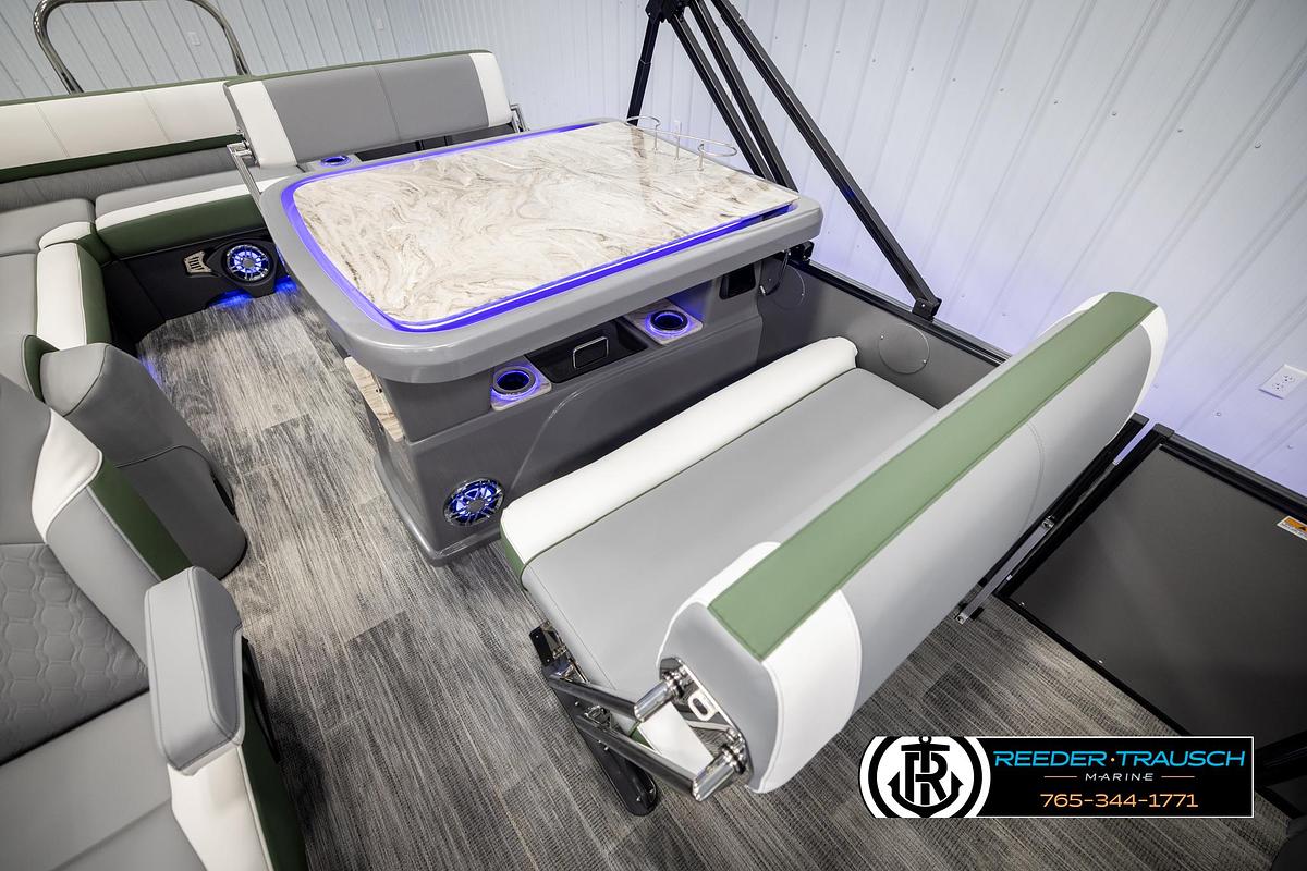 2025 Avalon Catalina Entertainer