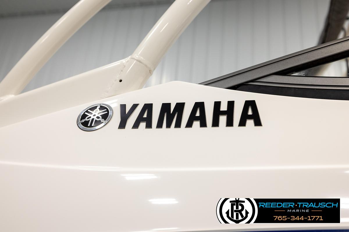 Used 2022 Yamaha AR210