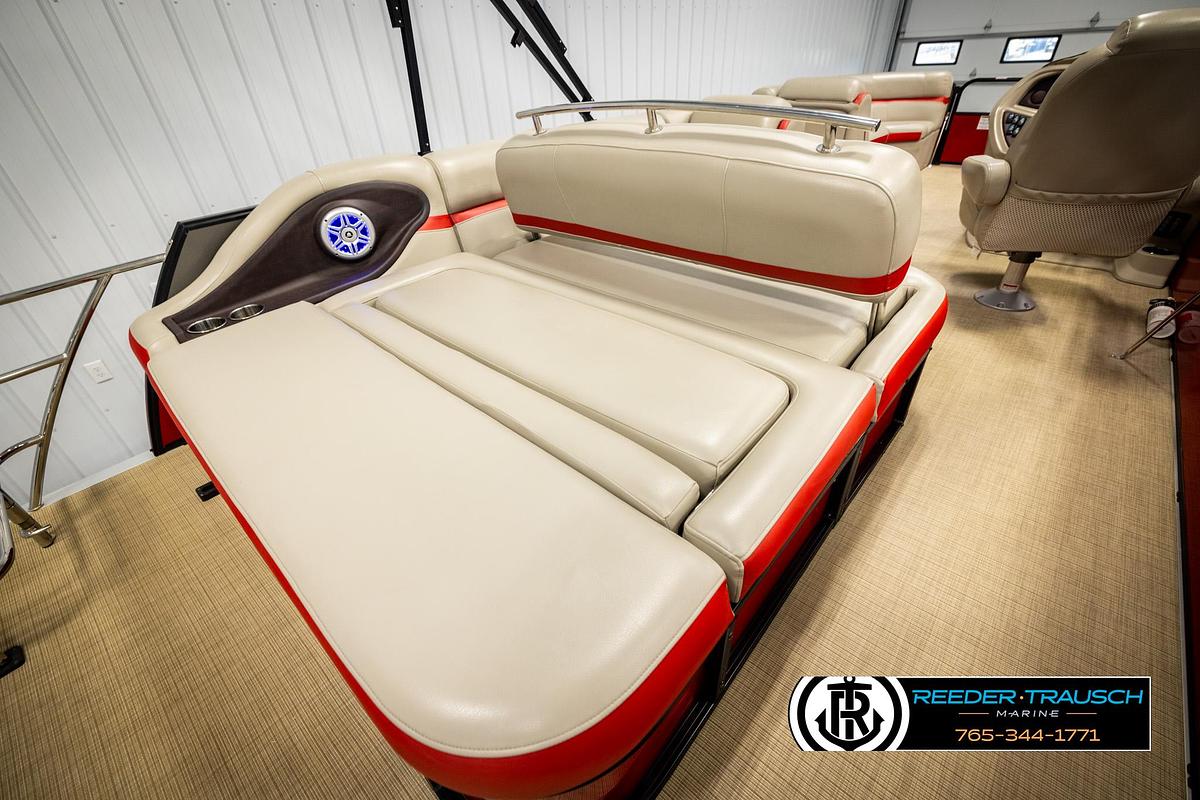 Used 2019 Trifecta 24 SB2CS3