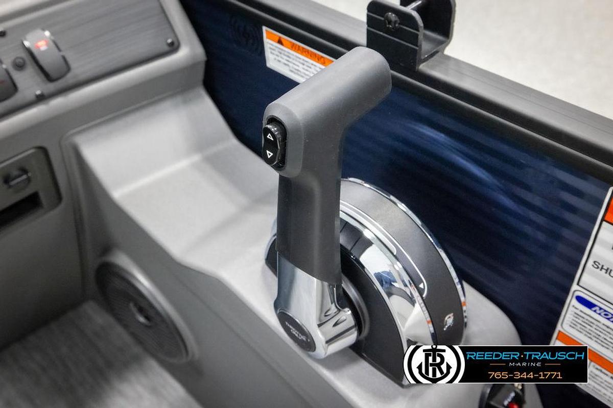 2025 Bennington 22 SSRSE