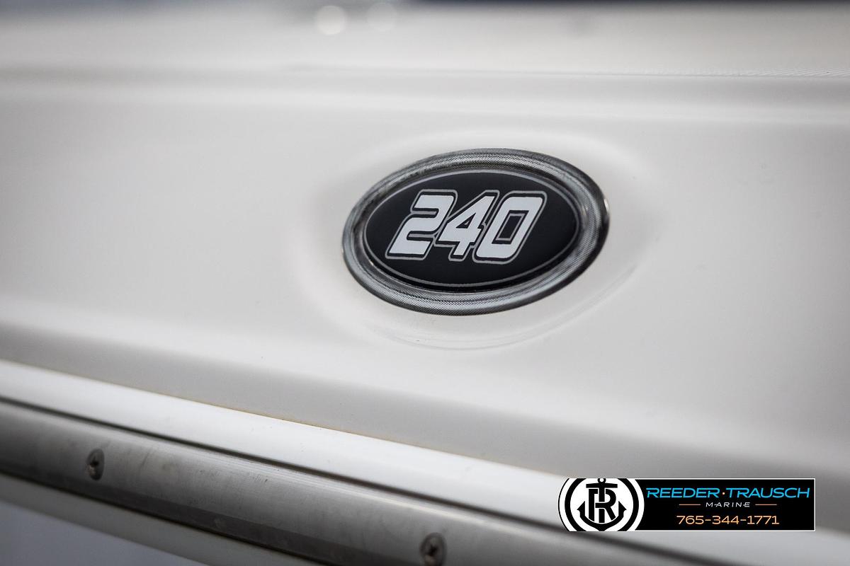 Used 2008 Crownline 240 EX