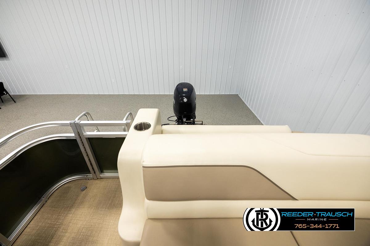 Used 2023 Avalon VEN BF