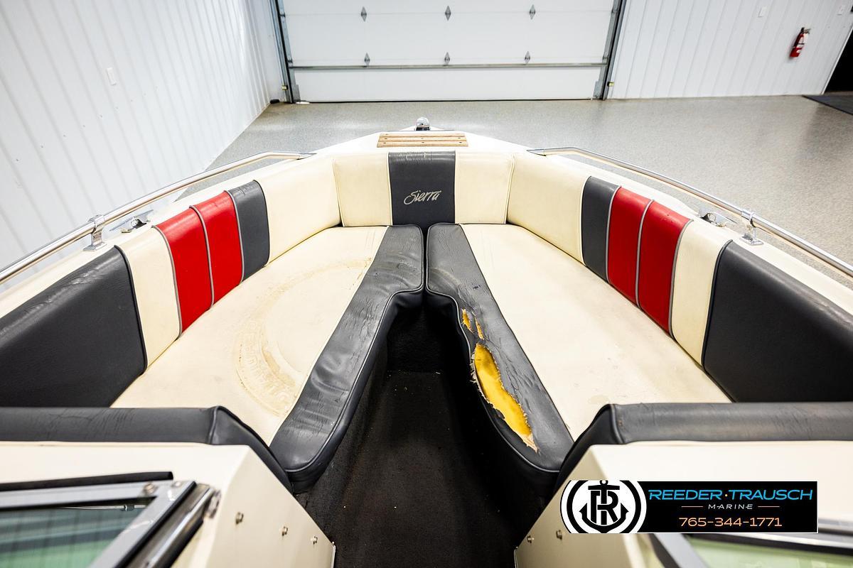 Used 1989 Glastron G175