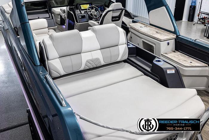 2025 Avalon Excalibur VRBW