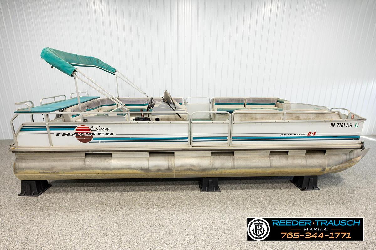 Used 1993 Sun Tracker Party Barge 24
