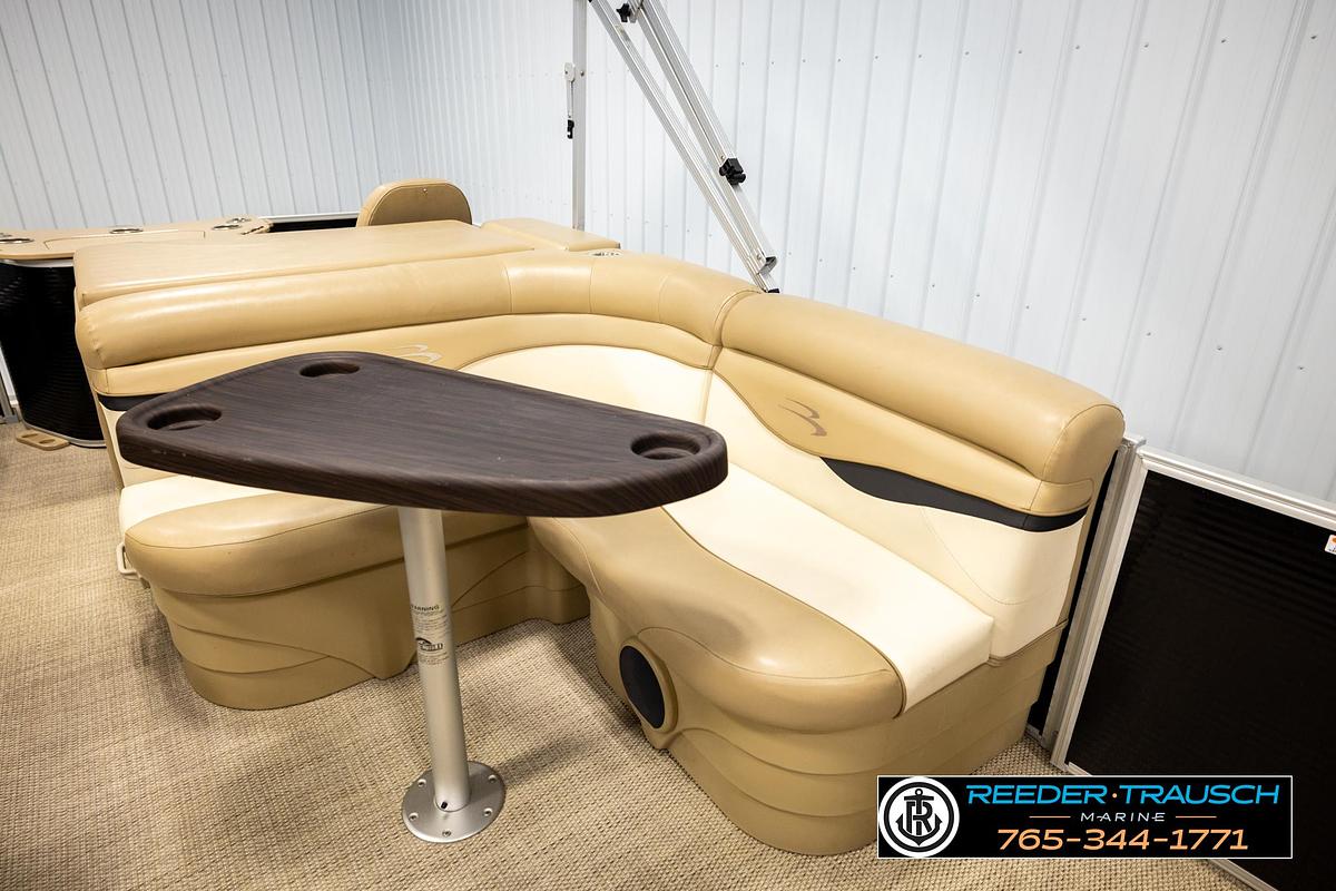 Used 2018 Bennington SX RF