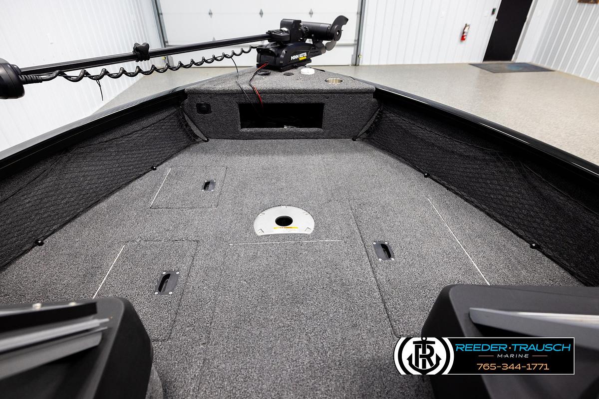 Used 2023 Crestliner 1750 FishHawk