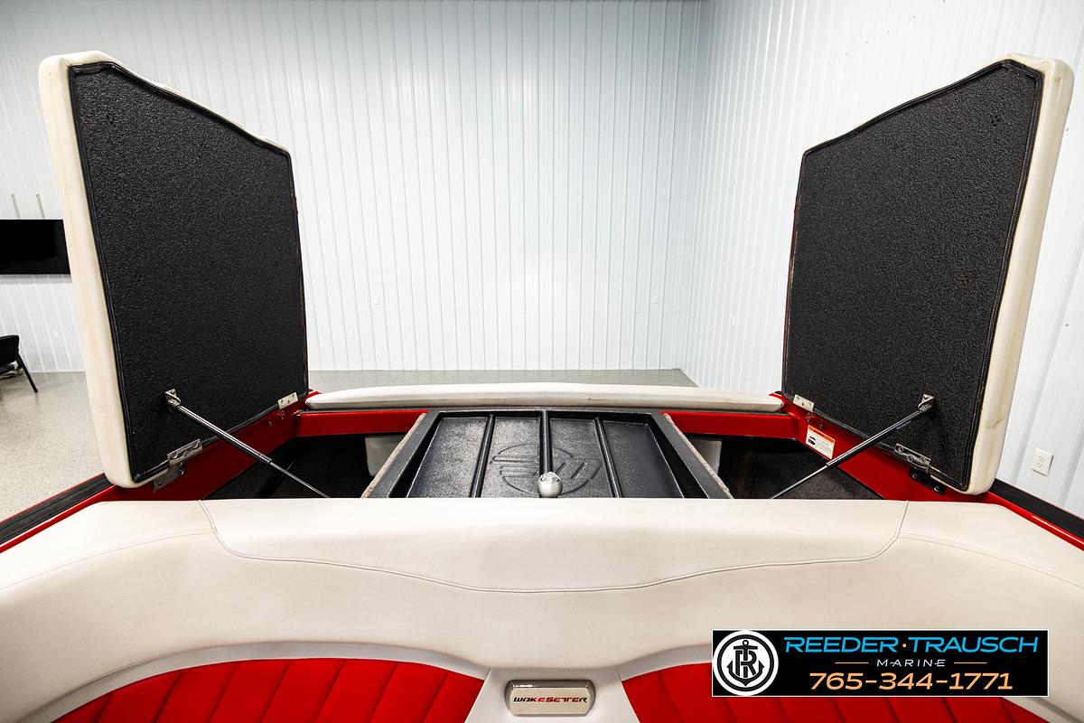 Used 2017 Malibu Wakesetter 25 LSV
