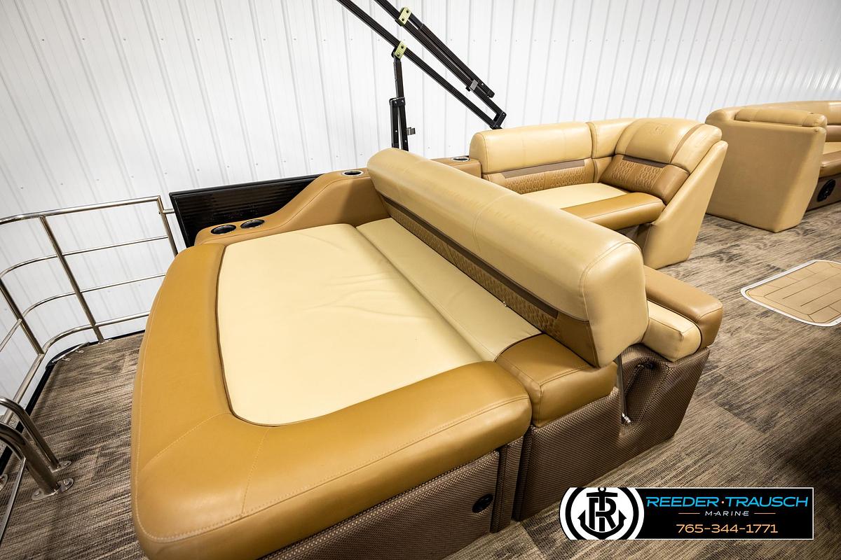 Used 2020 Godfrey 2286 RFL