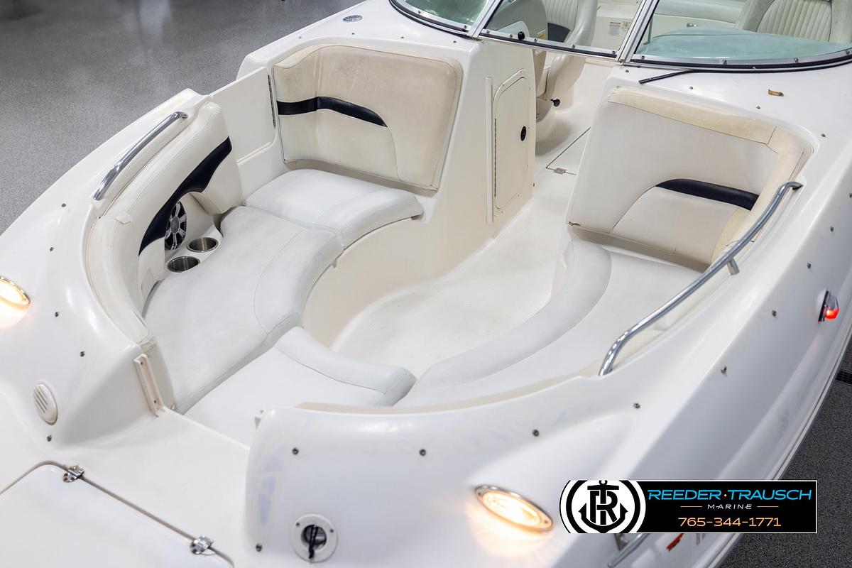 Used 2002 Chaparral 243 Sunesta