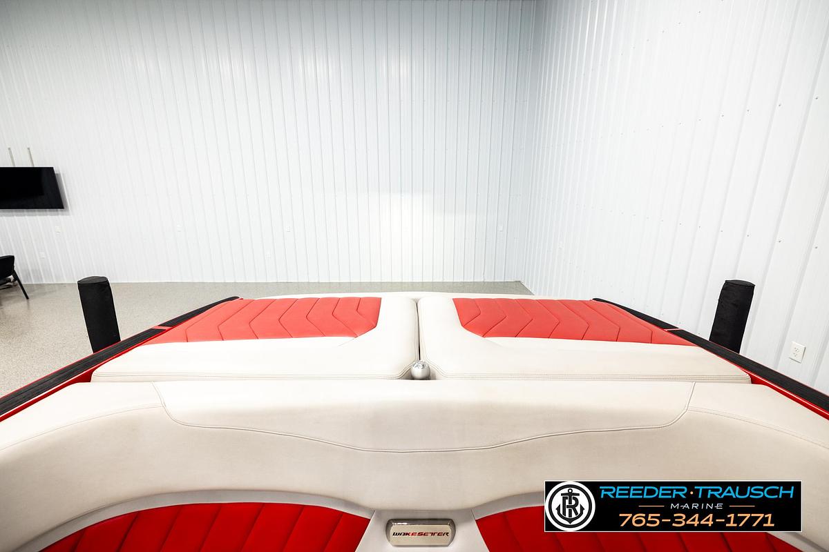 Used 2017 Malibu Wakesetter 25 LSV