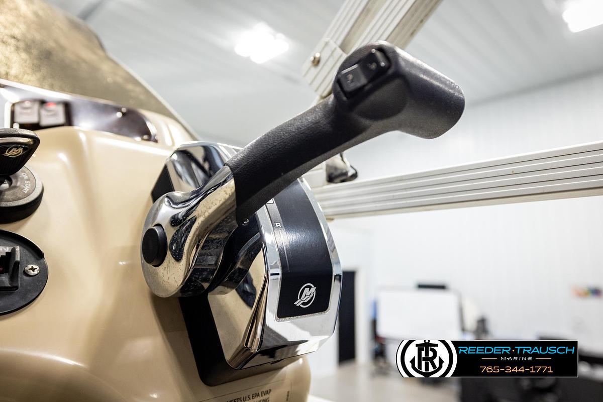 Used 2011 Bennington 22 SFI